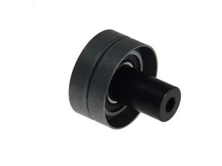 Ролик натягувача ременя SKF VKM 82302