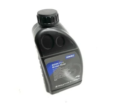 Гальмівна рідина DOT 4+, 1L SWAG 32923930
