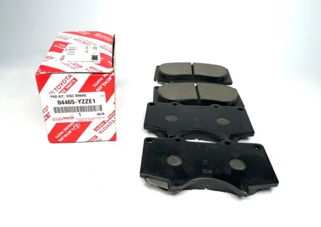 Колодки гальмівні Land Cruiser GX TOYOTA 04465YZZE1