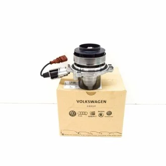 Насос водяний (Помпа) Audi A3, Q2, Q3 (17-)/VW Crafter, Golf, Passat, Tiguan/Skoda Octavia, Superb 1.6, 2.0 D (15-) VAG 04L121011N