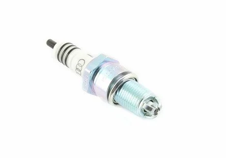 Свіча запалювання VW Caddy, Golf, Jetta, LT, Passat, Polo, T4/Audi 80/90/100/Seat Ibiza, Toledo 1.6, 1.8, 2.0 (89-04) VAG 101000036AB