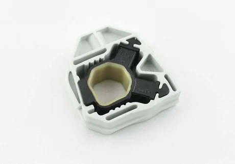 Кронштейн радіатора VW Passat, Jetta, Polo/Skoda Fabia, Rapid/Audi A1, A3/Seat Ibiza 1.2, 1.4, 1.6, 2.0 (08-) VAG 1K0121367P