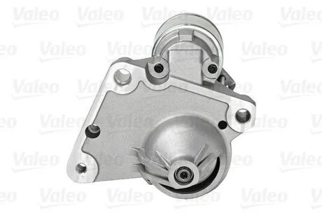 Стартер FIAT/PSA/TOYOTA C3/C4/C5/Xsara/207/307/Expert/Partner/Aygo "1,4-1,6" 02>> V438133 Valeo 438133