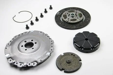 Комплект зчеплення Caddy II/Polo 1.6i/1.7SDI/1.9D/SDI (210 mm) Valeo 821494