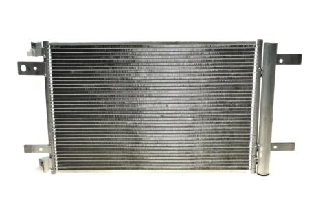 Конденсатор (радіатор) кондиціонера Valeo 822550
