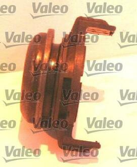 Сцепление (комплект.) 230mm Citroen Jumper; Peugeot Boxer 2.8D/HDi 99-02 Valeo 826242 (фото 1)