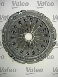 Зчеплення компл. CITROEN/FIAT/PEUGEOT Jumpy/Scudo/Expert "02-06 V826701 Valeo 826701 (фото 1)