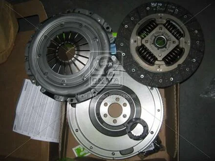 Комплект зчеплення + маховик Valeo 835005
