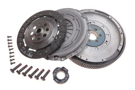Комплект зчеплення VW GOLF VI 09-13, PASSAT B6 09-10, TRANSPORTER V-VI 09-1,6-2,0TDI Valeo 837074