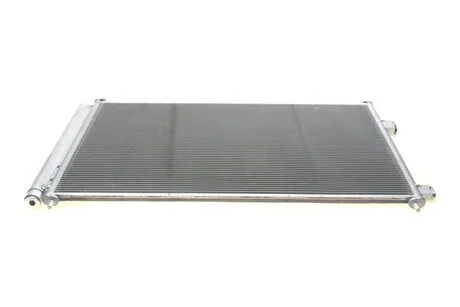 Конденсор кондиционера RAV4 ALL 06- Van Wezel 53005410