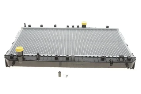 Радіатор охолодження двигуна NUBIRA/LACETTI MT 03- 1,6-1,8 Van Wezel 81002073