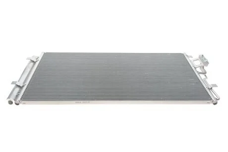 Радіатор кондиціонера Van Wezel 82005311
